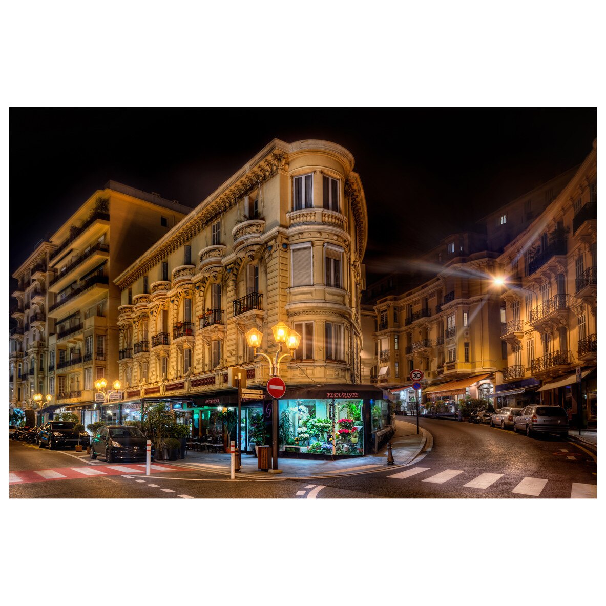 Fototapet Autoadeziv Monaco Street - YBL-220, 100 x 150 cm