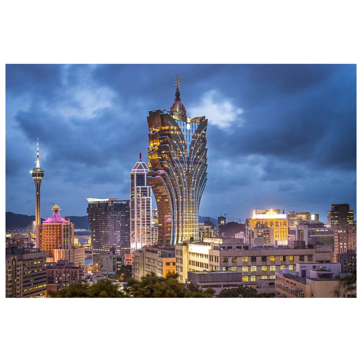 Fototapet Autoadeziv Macao Municipal Park - YBL-199, 100 x 150 cm