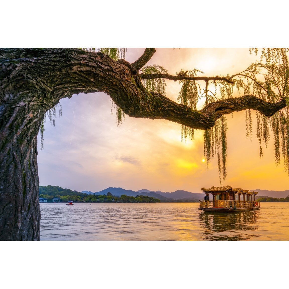Fototapet autocolant PVC Lacul din Hangzhou la apus, 180x240 cm