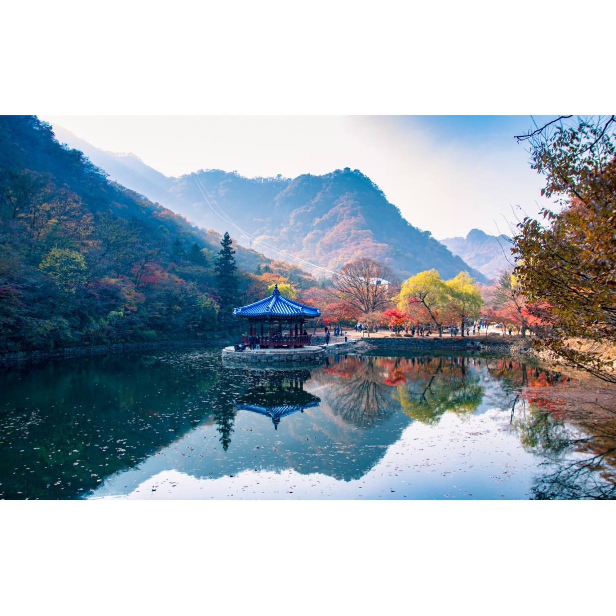 Fototapet autocolant PVC Foisor asiatic, 180x240 cm