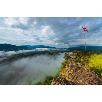 Fototapet autocolant PVC Varf de munte in ceata, 180x240 cm Fototapet autocolant PVC Varf de munte in ceata, 180x240 cm