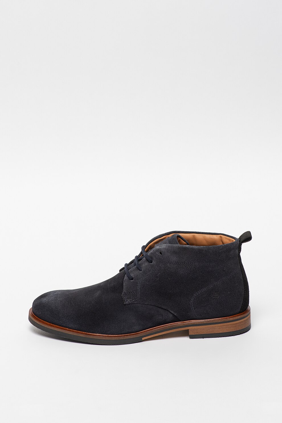 Bullboxer, Ghete din piele intoarsa