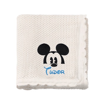 Paturica tricotata bebe, LWS, bumbac, brodata,model Mickey Tudor, 70x90 cm Paturica tricotata bebe, LWS, bumbac, brodata,model Mickey Tudor, 70x90 cm