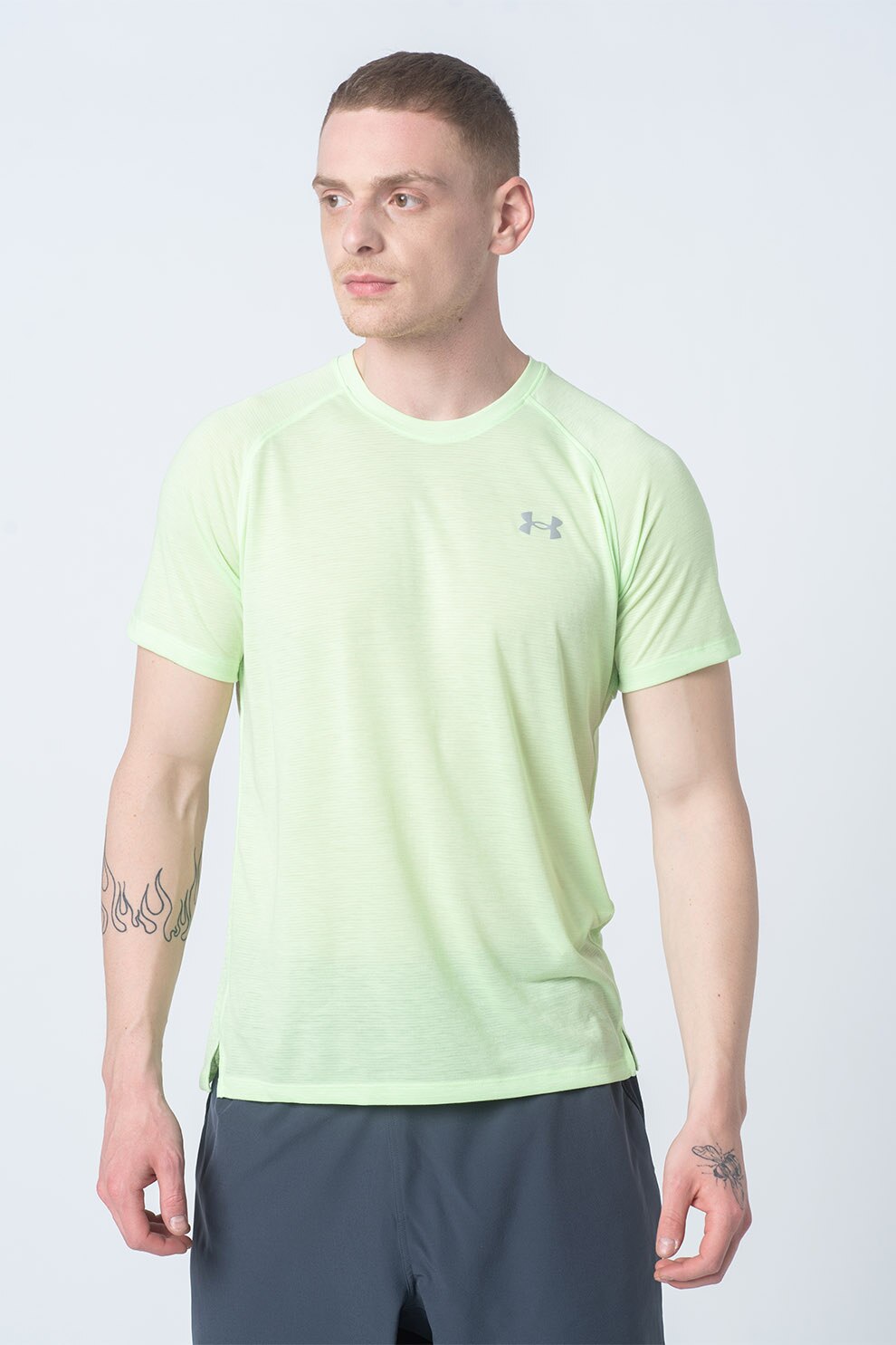 Under Armour, Tricou slim fit pentru alergare Streaker, Verde neon