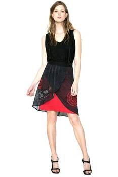 Fusta Desigual 34, negru cu rosu Fusta Desigual 34, negru cu rosu