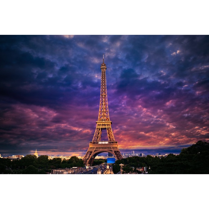 PVC matrica tapéta 80x130 cm Eiffel-torony a felhők között