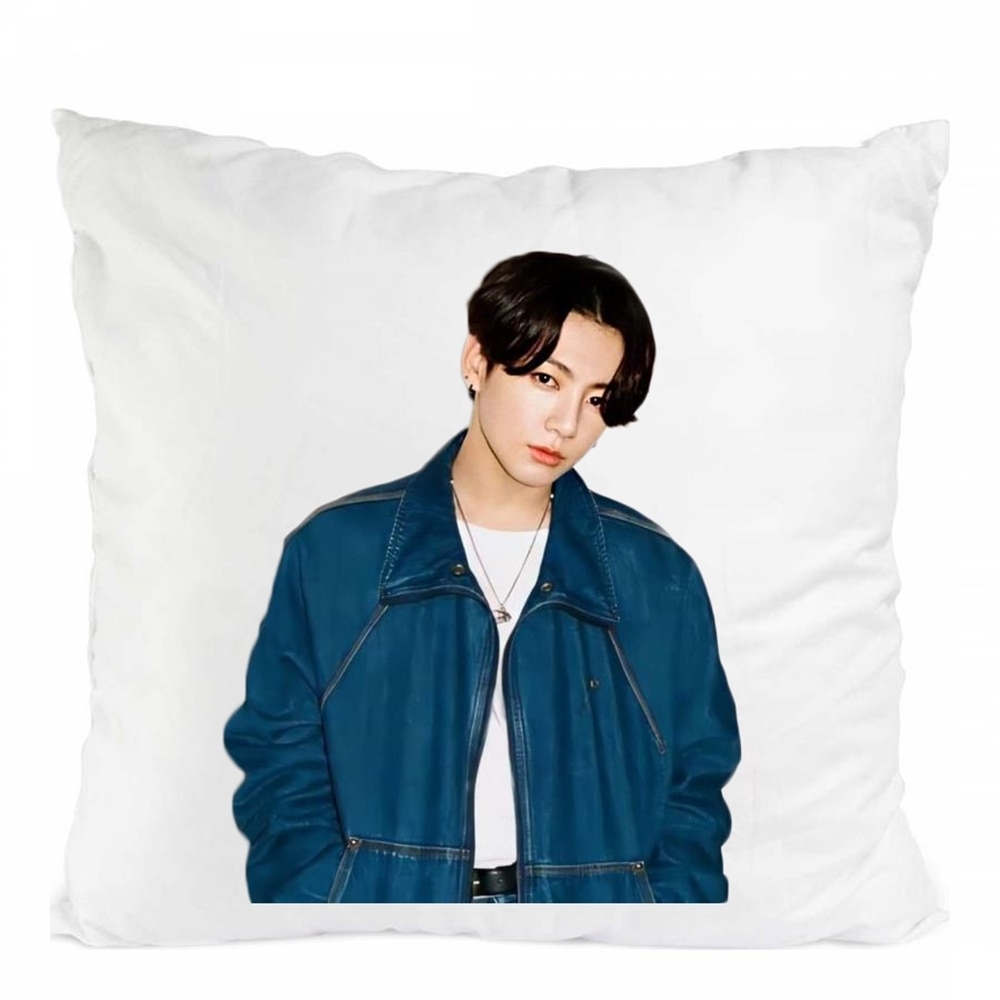 Perna personalizata kpop bts jungkook, Poliester, Alb, 40 x 40 cm