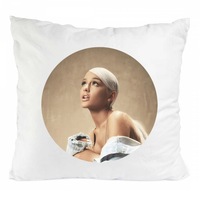 perna personalizata cu ariana grande poliester alb 40 x 40 cm imagen 20_0_
0