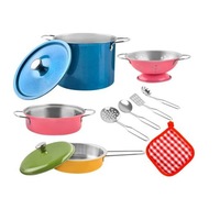 set de gatit pentru copii idealstore culinary adventure set viu colorat alcatuit din 11 elemente de metal usor de transportat si depozitat ofera o experienta inedita pentru micii bucatari imagen 29_0_
0