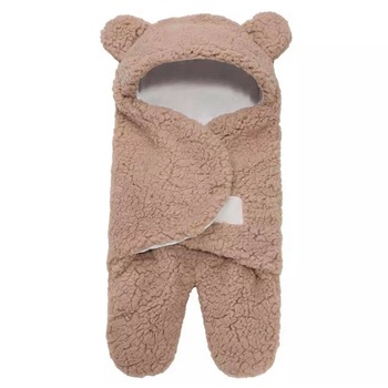 Sac de infasare cu picioare pentru bebelusi, PARASHKEVOVI, Maro Plush Sac de infasare cu picioare pentru bebelusi, PARASHKEVOVI, Maro Plush