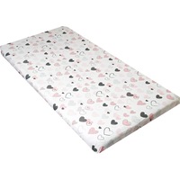 Cearsaf cu elastic Inimioare roz in patut 120 x 60 cm
