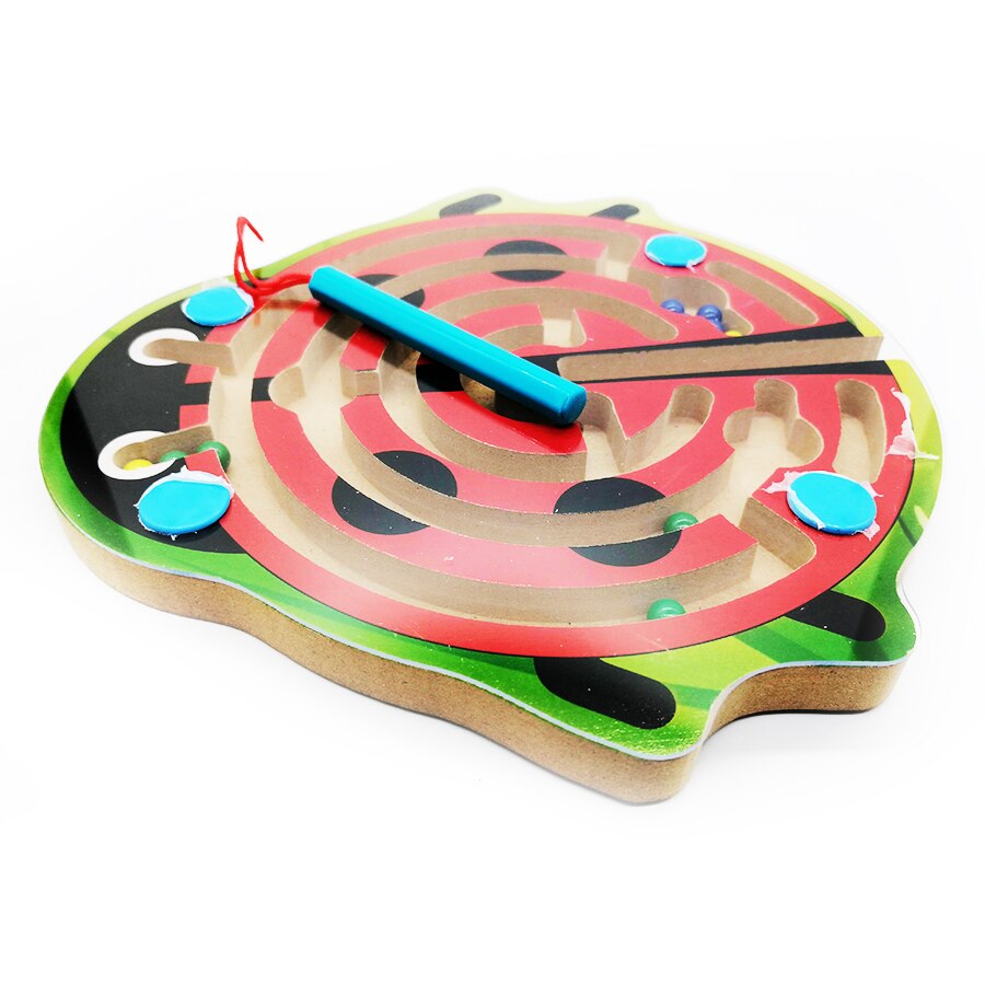 Labirint de lemn, cu pen magnetic,2 piese