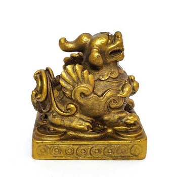 Statueta Pi Yao, amuleta feng shui de protectie impotriva energiilor negative si a bolilor, auriu Statueta Pi Yao, amuleta feng shui de protectie impotriva energiilor negative si a bolilor, auriu