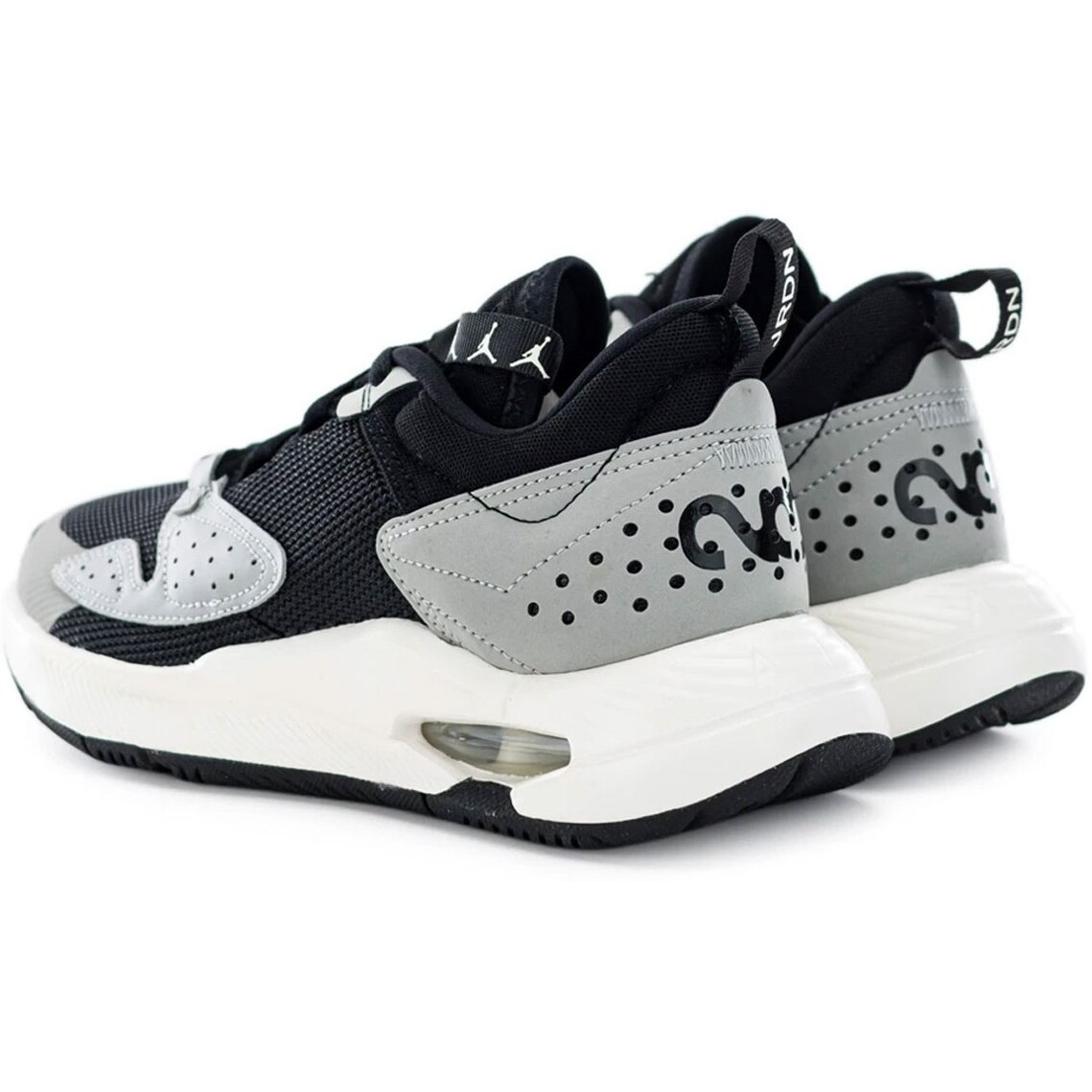 jordan wmns air cadence