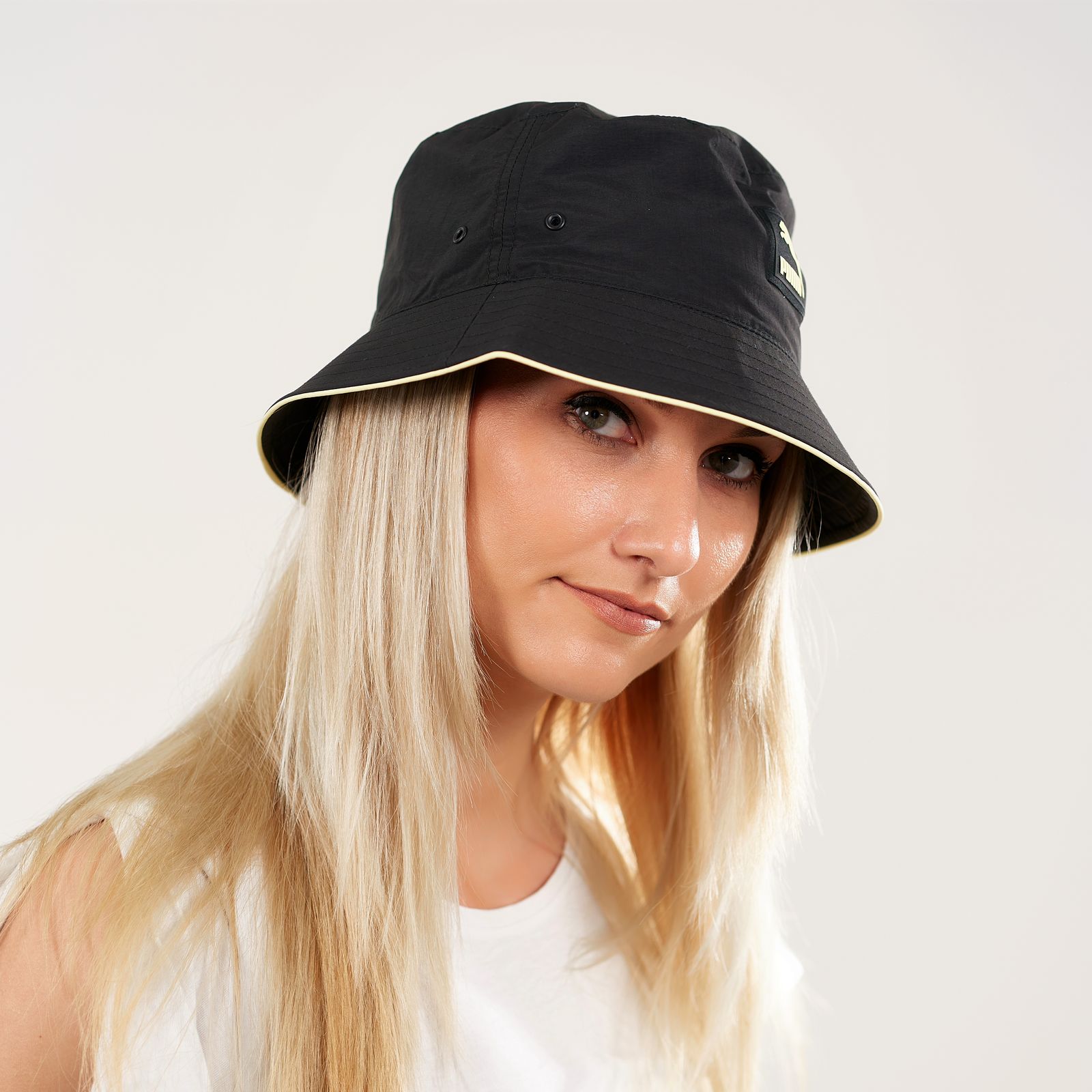 Palarie Puma Archive Bucket Hat 02313501 Unisex Negru S/M Palarie Puma Archive Bucket Hat 02313501 Unisex Negru S/M