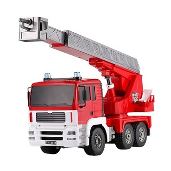 Camion de pompieri cu scara 1:20 Camion de pompieri cu scara 1:20