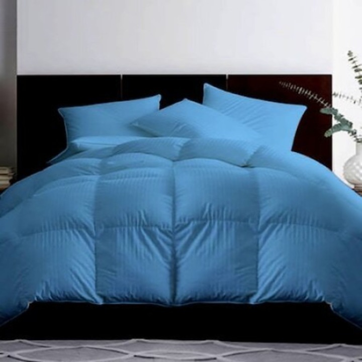 Pilota Lana Vara Damasc Albastra 140x210, PUCIOASA, pentru 2 persoane, PLVDALBASTRA140