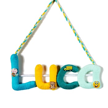 Decoratiune handmade pentru camera copilului, cu nume personalizat Luca 33x13 cm, multicolor Decoratiune handmade pentru camera copilului, cu nume personalizat Luca 33x13 cm, multicolor