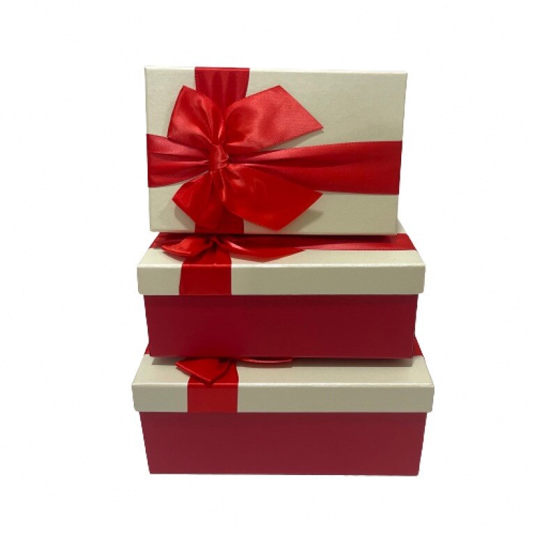 Set 3 cutii cu funda, 474 g