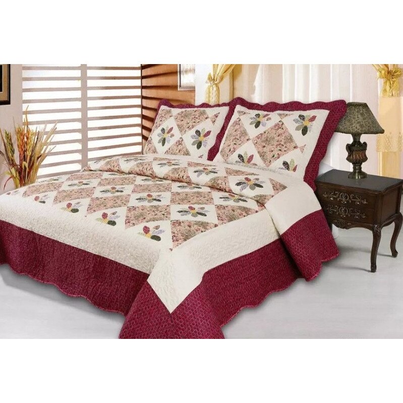 Cuvertura de pat din finet , imprimata, 3 piese , culoare bordo/crem , cu model