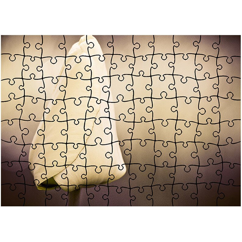 Puzzle Heartwork 96 piese, Mugure de lalea alba, Latime 40,5 cm x Inaltime 28,7 cm