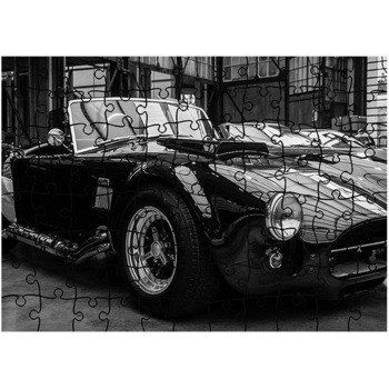Puzzle Heartwork 96 piese, Masina Clasica, Latime 40,5 cm x Inaltime 28,7 cm Puzzle Heartwork 96 piese, Masina Clasica, Latime 40,5 cm x Inaltime 28,7 cm