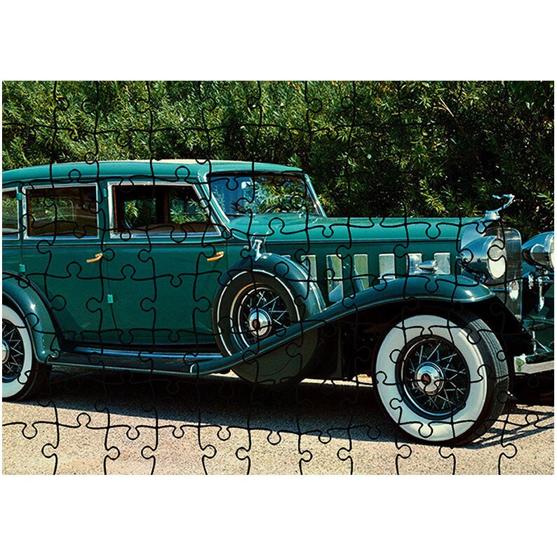 Puzzle Heartwork 96 piese, 1932 Cadillac V16 452-B Madame X Sedan by Fleetwood, Latime 40,5 cm x Inaltime 28,7 cm