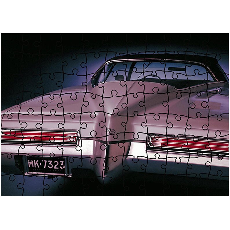 Puzzle Heartwork 96 piese, Buick Riviera 1971-73, Latime 40,5 cm x Inaltime 28,7 cm