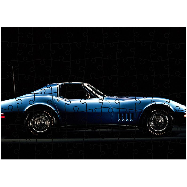 Puzzle Heartwork 96 piese, Corvette Sting Ray Coupe (C3) 1968, Latime 40,5 cm x Inaltime 28,7 cm