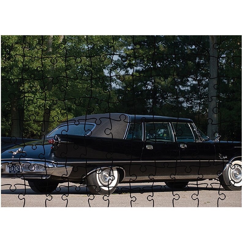 Puzzle Heartwork 96 piese, 1958 Chrysler Imperial Crown Limousine, Latime 40,5 cm x Inaltime 28,7 cm