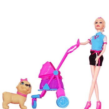 Papusa Sofi cu gentuta, catelus si carucior Papusa Sofi cu gentuta, catelus si carucior