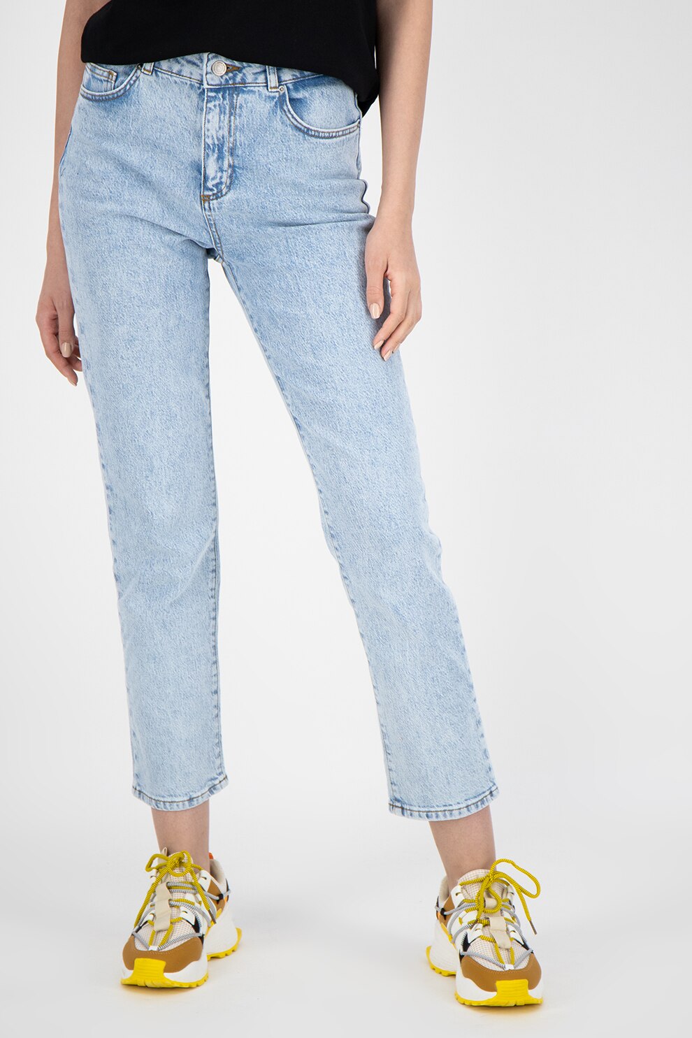 Vero Moda, Blugi mom fit cu aspect decolorat, Albastru pastel/Albastru inchis