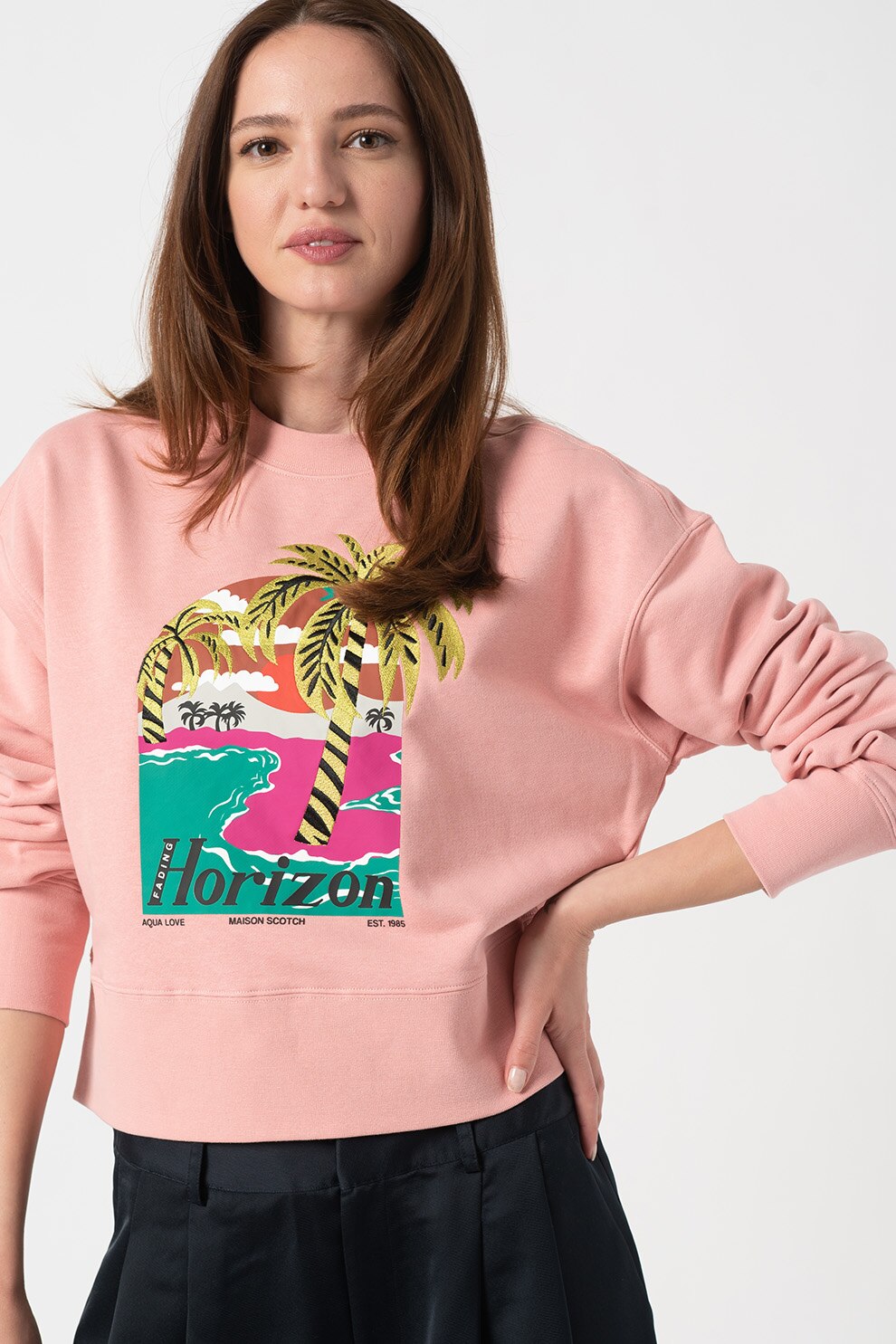 Maison Scotch, Bluza sport cu decolteu la baza gatului cu detalii brodate, Roz/Verde/Negru