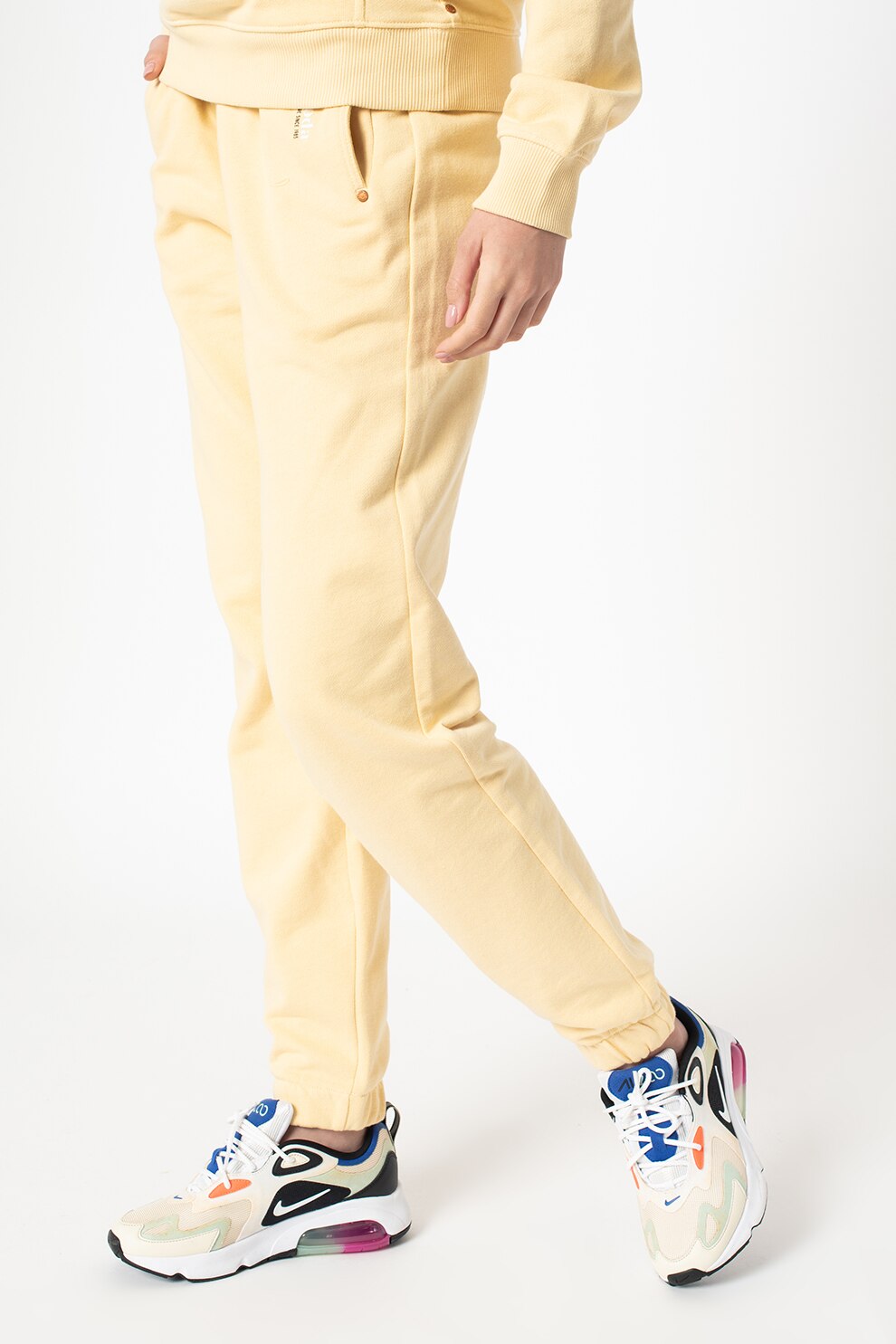 Maison Scotch, Pantaloni sport conici de bumbac organic, galben pal