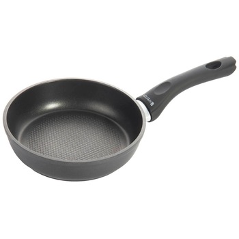 Tigaie cu invelis Ilag Nono Stick Premium, Ambition Magnat, 18 cm Tigaie cu invelis Ilag Nono Stick Premium, Ambition Magnat, 18 cm