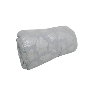 Pilota umpluta cu puf + pana, pentru toate anotimpurile, Metru Patrat, de culoare bleu, 180/200 Pilota umpluta cu puf + pana, pentru toate anotimpurile, Metru Patrat, de culoare bleu, 180/200