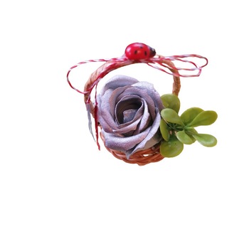 Martisor in cos cu trandafir din sapun parfumat auriu Martisor in cos cu trandafir din sapun parfumat auriu