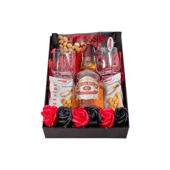 Set cadou whiskey Chivas Regal, 0.5 l, 40%, 12 ani + 2 pahare de whisky de sticla si gustari Set cadou whiskey Chivas Regal, 0.5 l, 40%, 12 ani + 2 pahare de whisky de sticla si gustari
