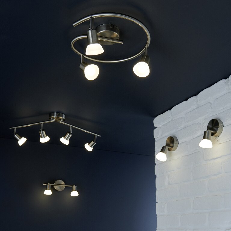 Найроби сребрист спот плафон с вграден LED, 3 x 3,4 W, 200 лумена - eMAG.bg