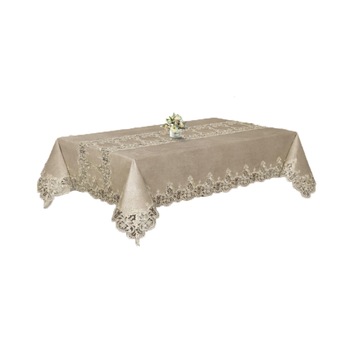 Fata de masa Bella , din catifea, 160 x 350 , culoare capucino Fata de masa Bella , din catifea, 160 x 350 , culoare capucino