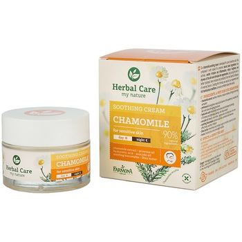 Crema calmanta si hidratanta zi/noapte pentru ten sensibil Farmona Herbal Care cu musetel, 50 ml Crema calmanta si hidratanta zi/noapte pentru ten sensibil Farmona Herbal Care cu musetel, 50 ml