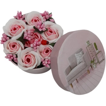 Aranjament floral 7 trandafiri cutie rotunda, flori de sapun, alb roz, Dalimag, 11x9x6 cm Aranjament floral 7 trandafiri cutie rotunda, flori de sapun, alb roz, Dalimag, 11x9x6 cm
