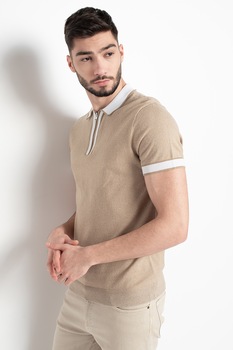 Selected Homme, Tricou polo din bumbac organic cu fenta cu fermoar Kopen, Maro camel/Alb