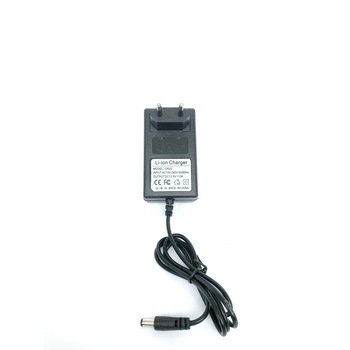 Incarcator Li-ion 12,6V / 2A pentru acumulatori Li-ion 18650 BMS 3S Incarcator Li-ion 12,6V / 2A pentru acumulatori Li-ion 18650 BMS 3S