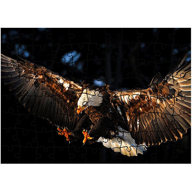 Puzzle Heartwork 96 piese, Soim la atac, Latime 40,5 cm x Inaltime 28,5 cm