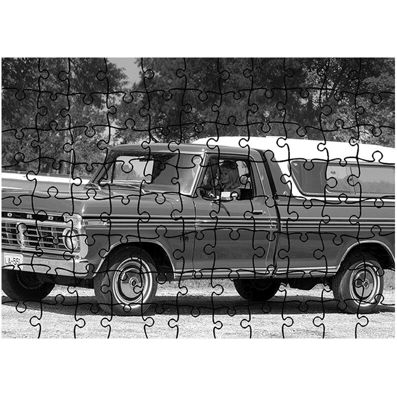 Puzzle Heartwork 96 piese, Ford F-150 Ranger XLT 1975, Latime 40,5 cm x Inaltime 28,5 cm