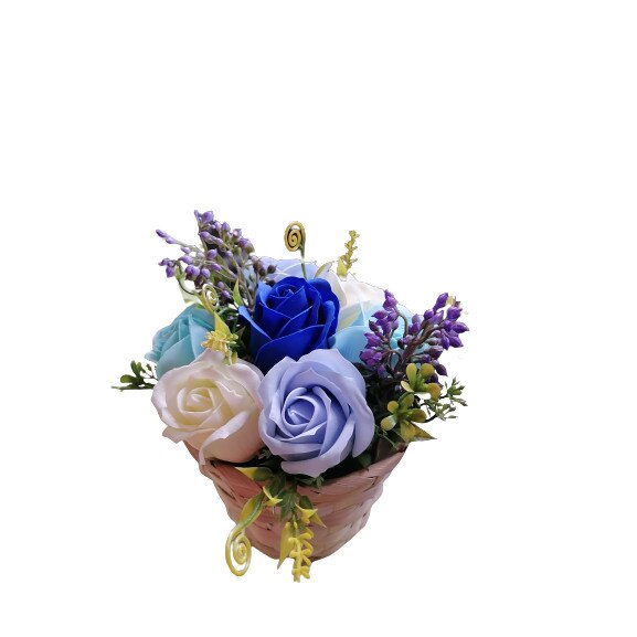 Aranjament floral cu 7 trandafiri din sapun in cos