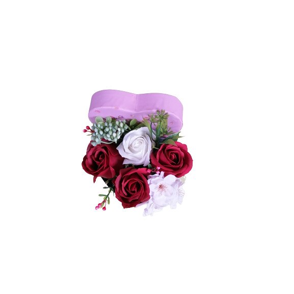 Aranjament floral rosu, in forma de inima