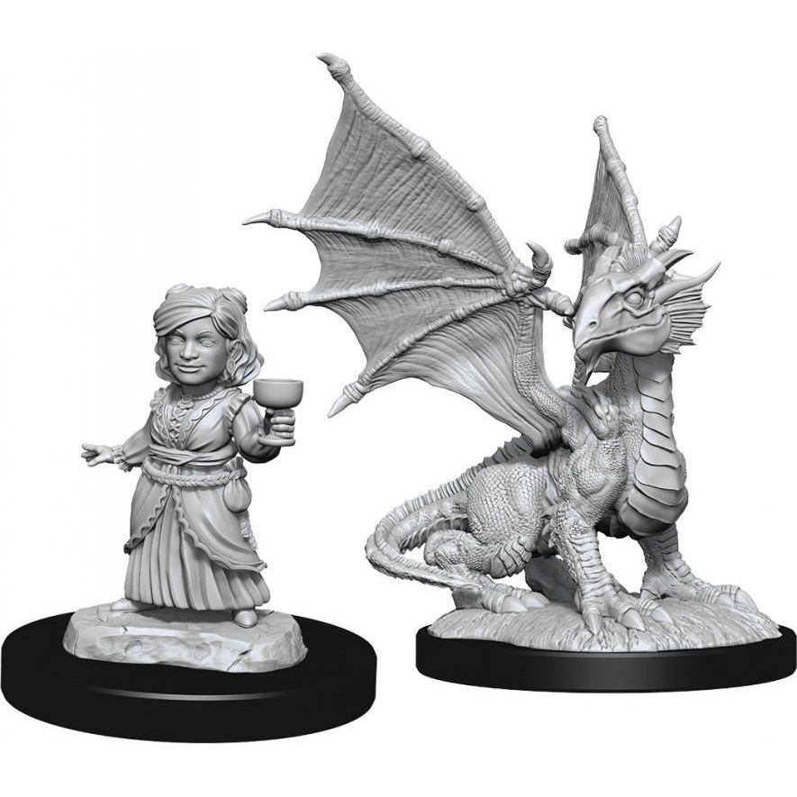 Set 2 miniaturi Dungeons & Dragons - Nolzurs Marvelous Miniatures - Silver Dragon Wyrmling & Female Halfling, limba engleza