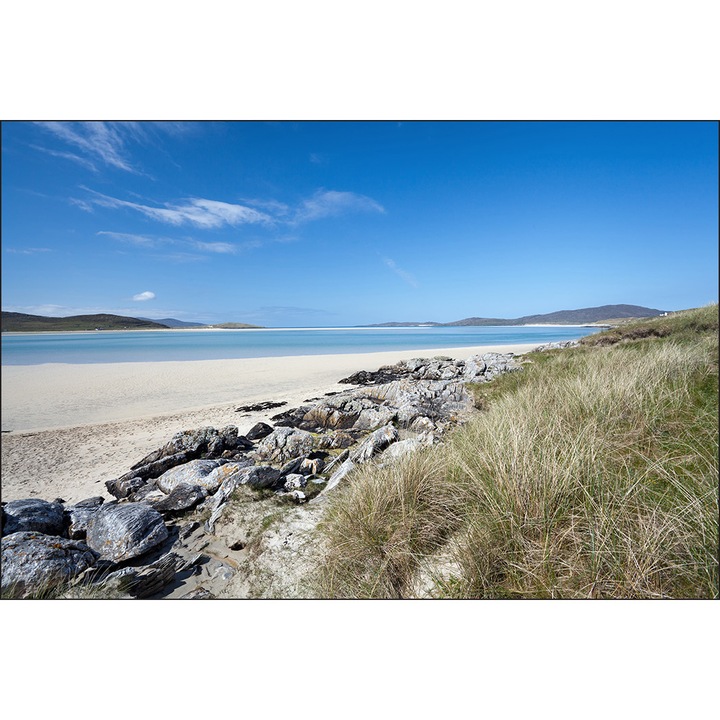 Fototapet Plaja Mare Roci 315cm x 210cm Flori, Cer, Munti, Efect 3D, Decorativ